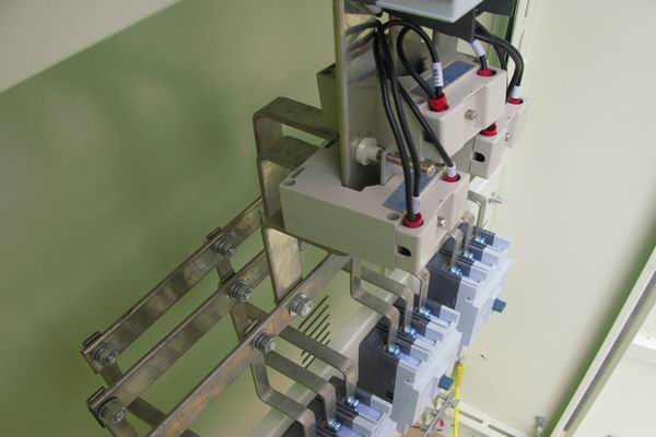 甘南配电柜-3683谈谈配电柜的尺寸有哪些